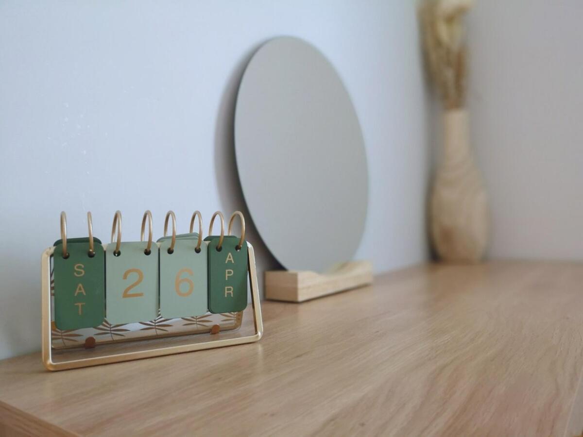 בורנמות' Stunning Modern Apartment Sleeps 4 - 6 Min Walk From Golden Beaches-Free Parking מראה חיצוני תמונה